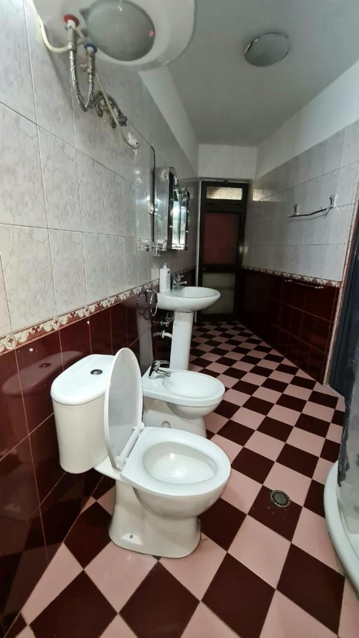 Calmly, Spacious Apartment Next To Usa Embassy Tirana Exterior photo