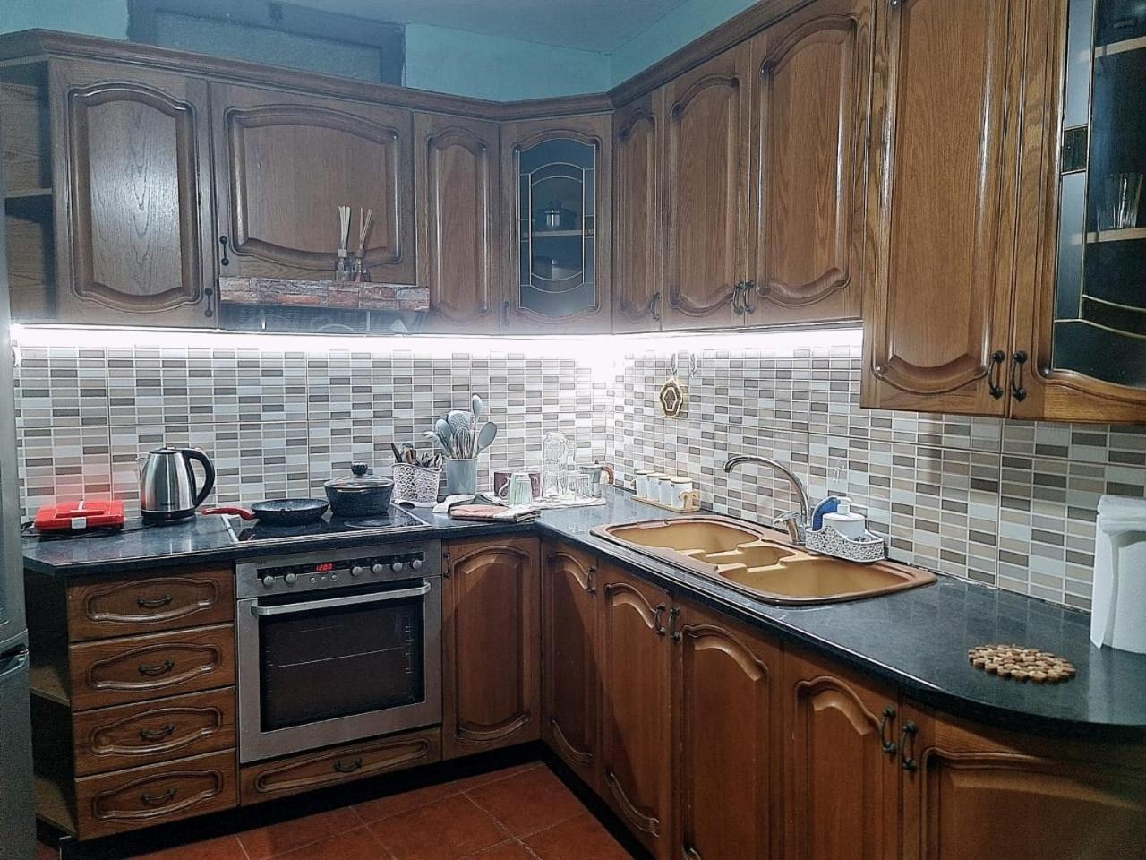 Calmly, Spacious Apartment Next To Usa Embassy Tirana Exterior photo